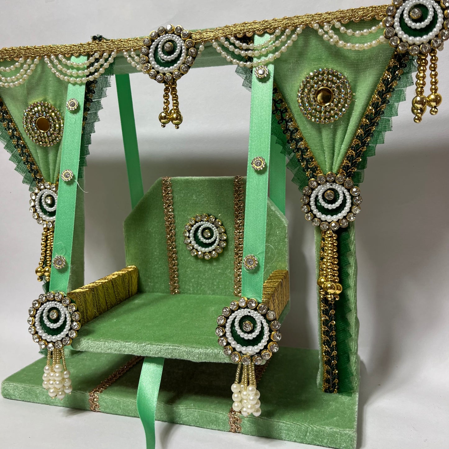Elegant Thakur ji Jhula