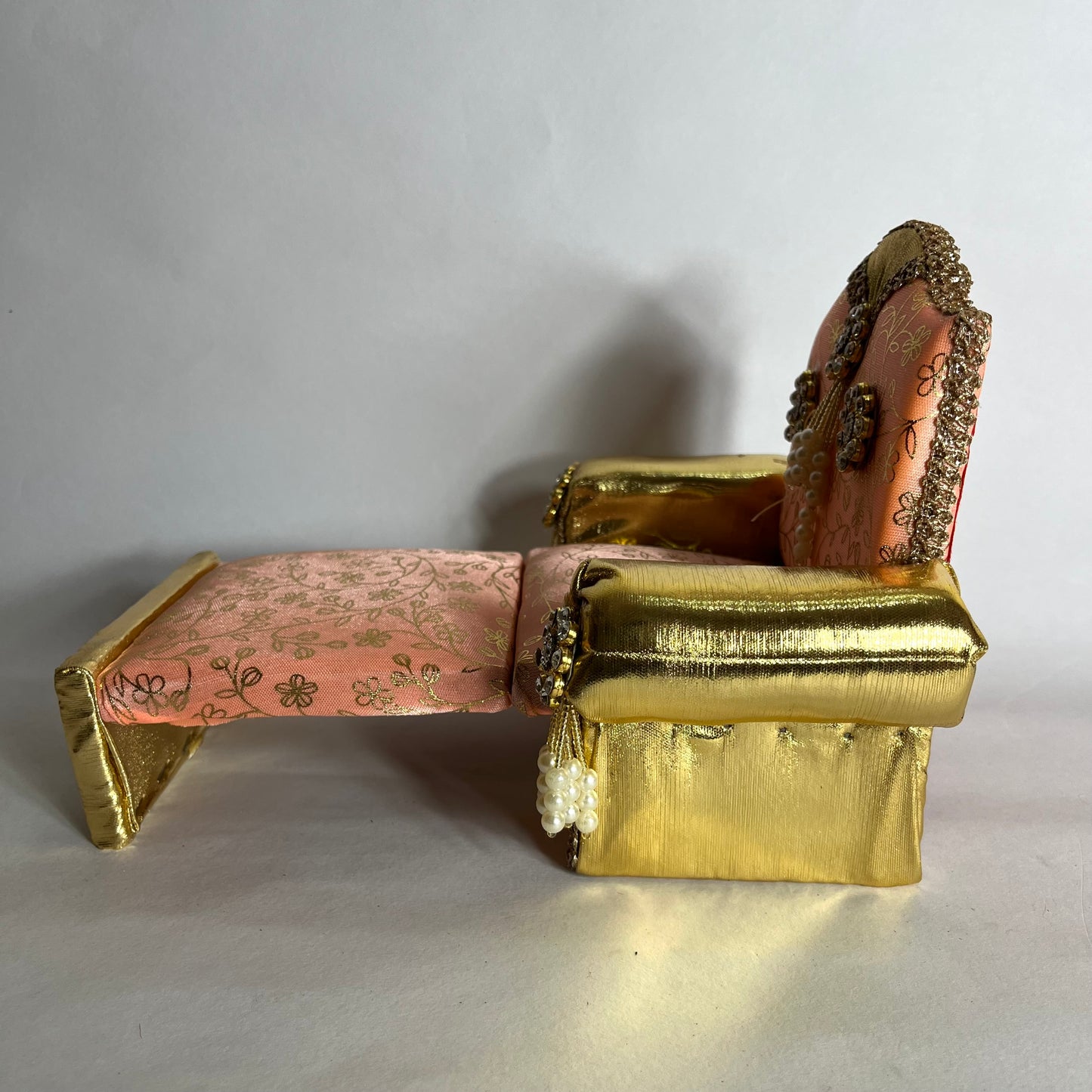 Thakur Ji Sofa-Bed Peach Singhasan