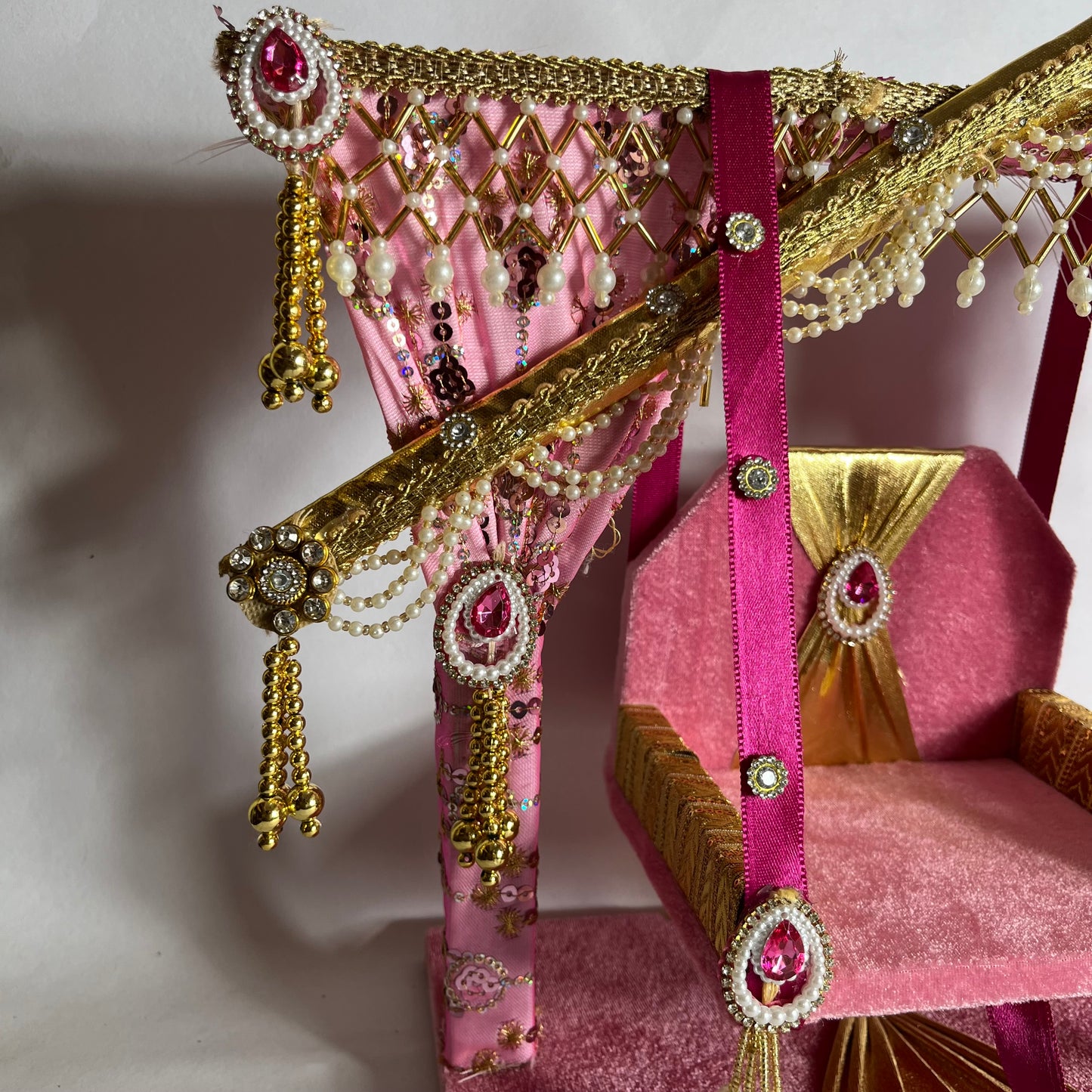 Decorative Pink Thakur Ji Jhula