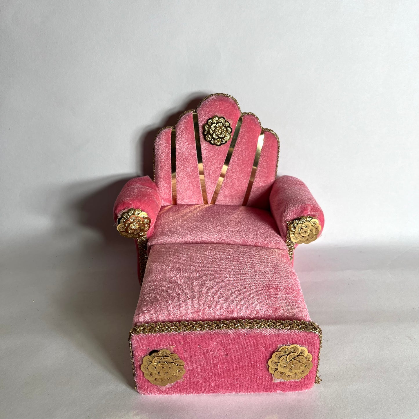 Elegant Thakur Ji Sofa-Bed Singhasan