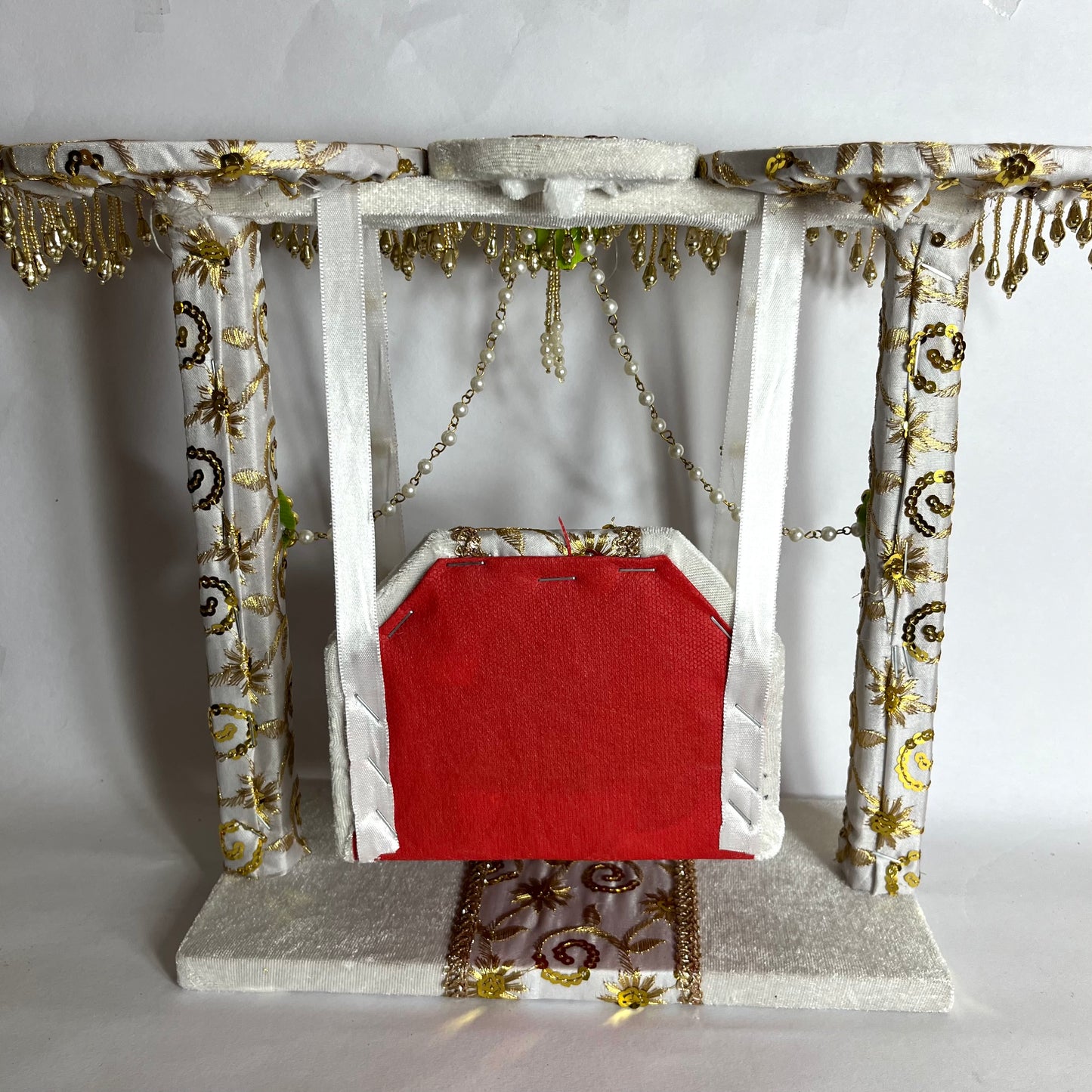 White Traditional Thakur Ji Jhula