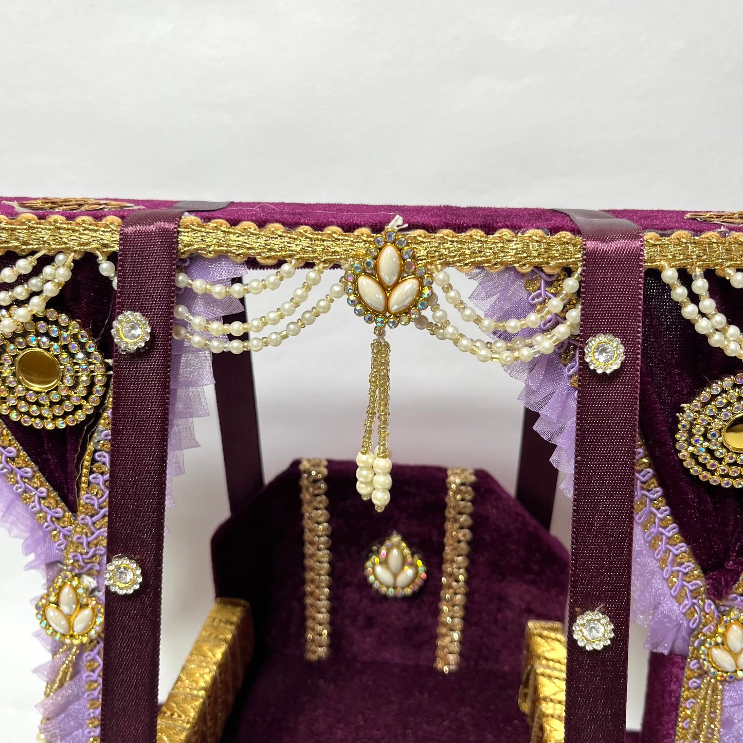 Royal Thakur Ji Jhula