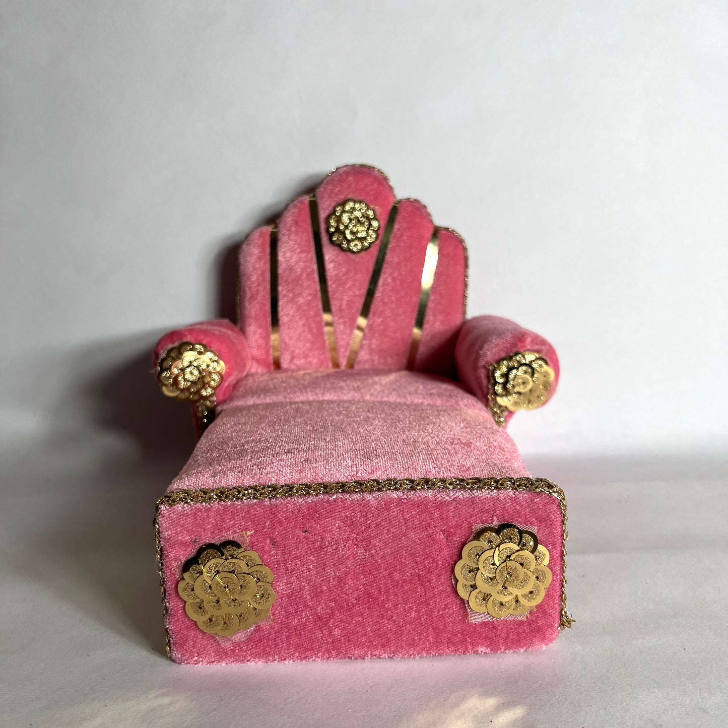 Elegant Thakur Ji Sofa-Bed Singhasan