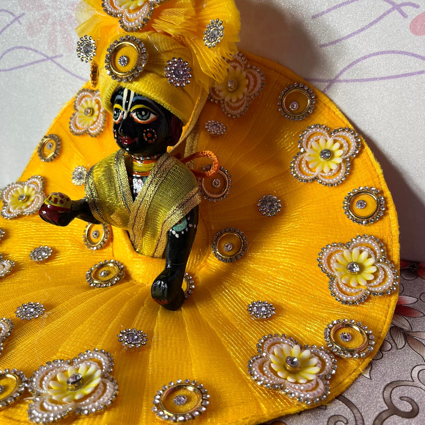 Surya Leher Thakur Ji Poshak