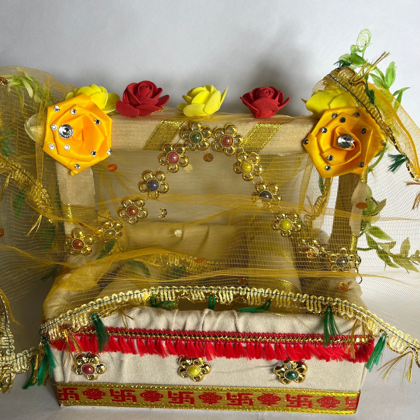 Thakur Ji Decorative Carry Basket
