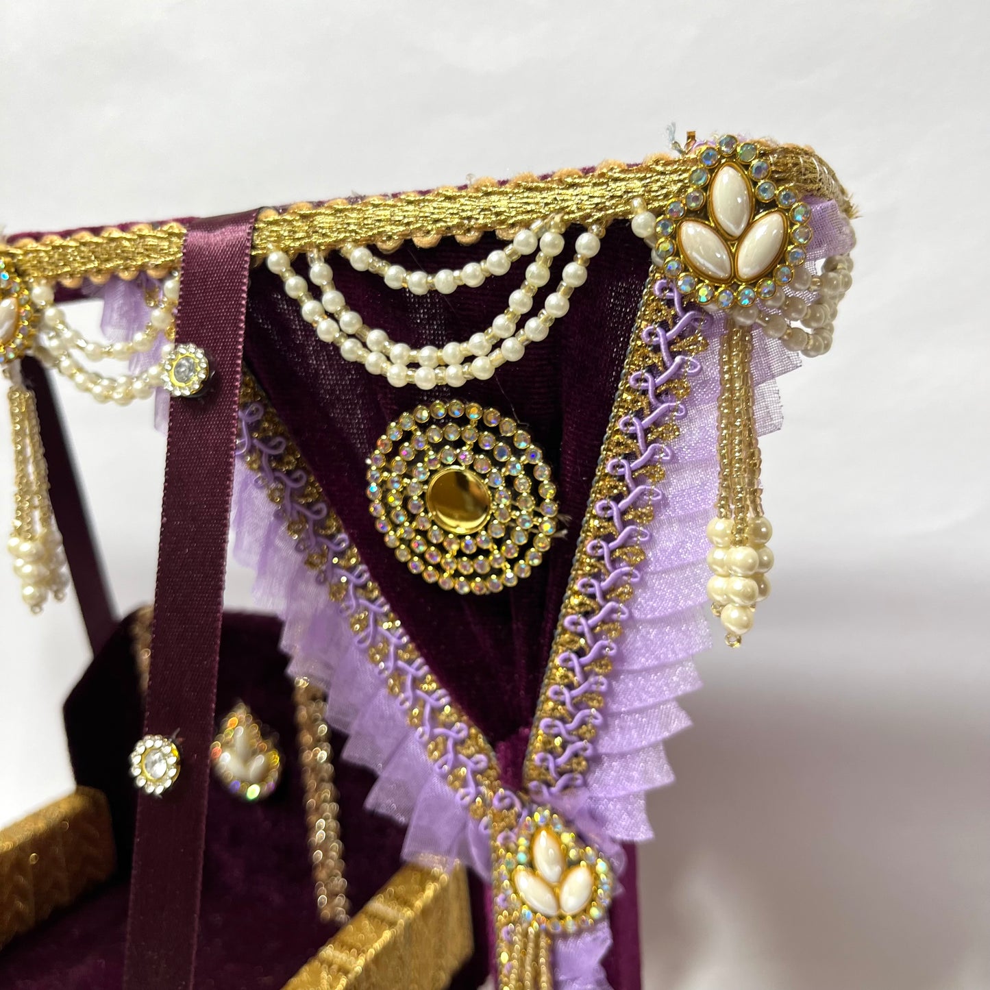 Royal Thakur Ji Jhula