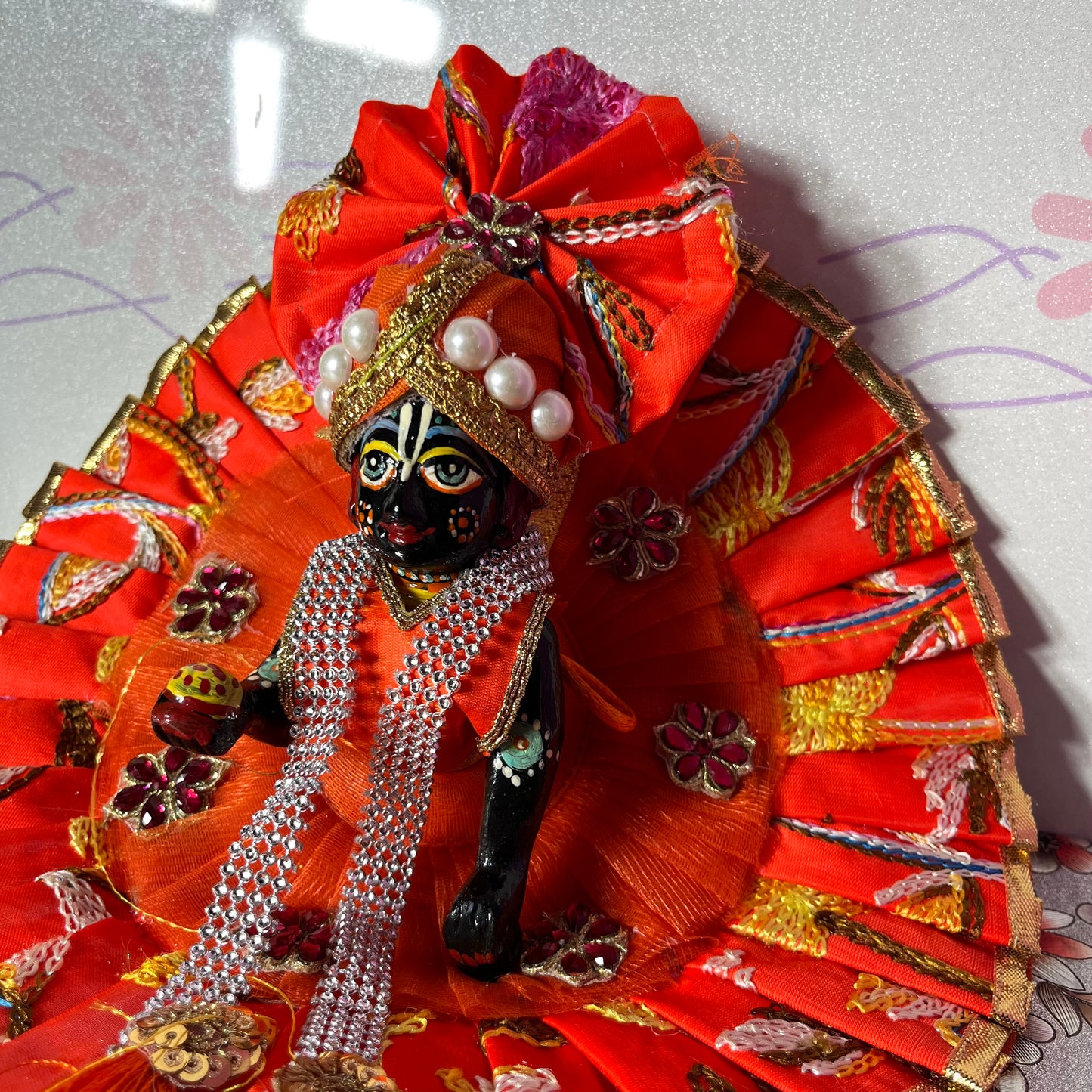 Royal Kesari Thakur Ji Rajposhak